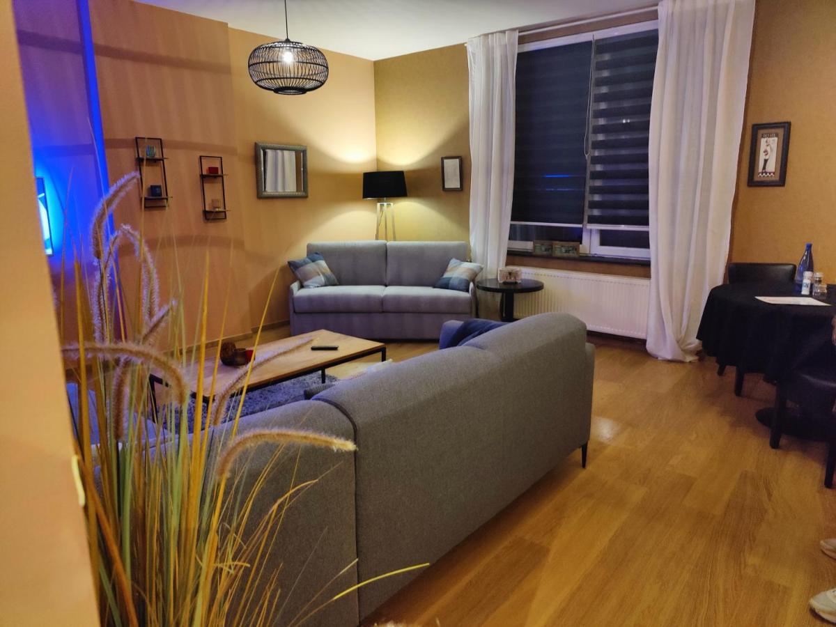 B&B Leopold & Appartementen Синт-Трёйден Экстерьер фото