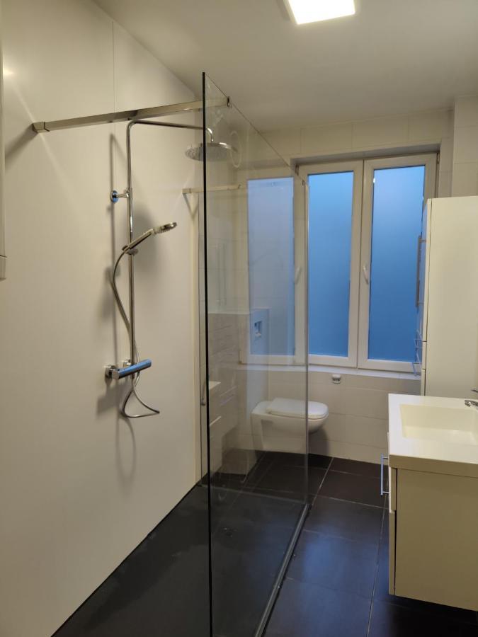 B&B Leopold & Appartementen Синт-Трёйден Экстерьер фото