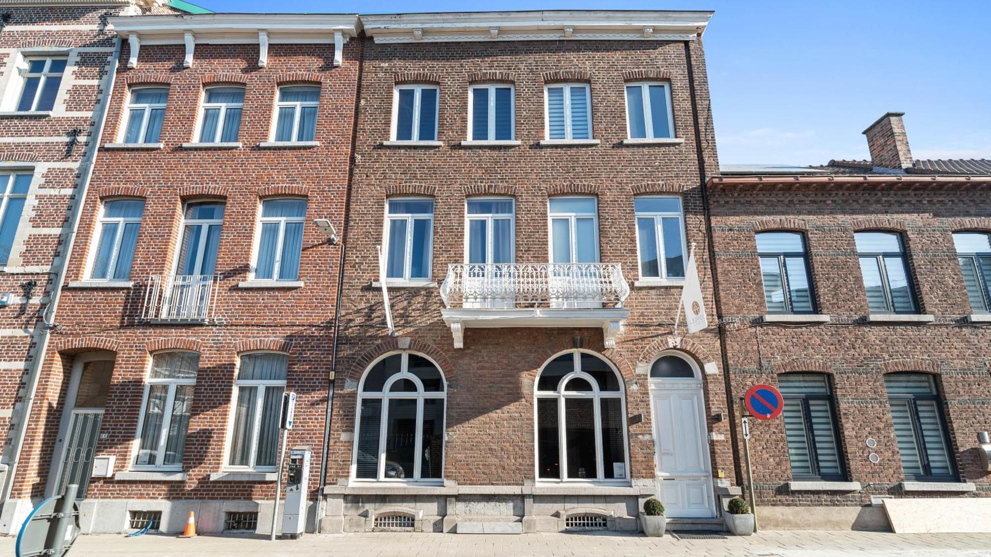 B&B Leopold & Appartementen Синт-Трёйден Экстерьер фото
