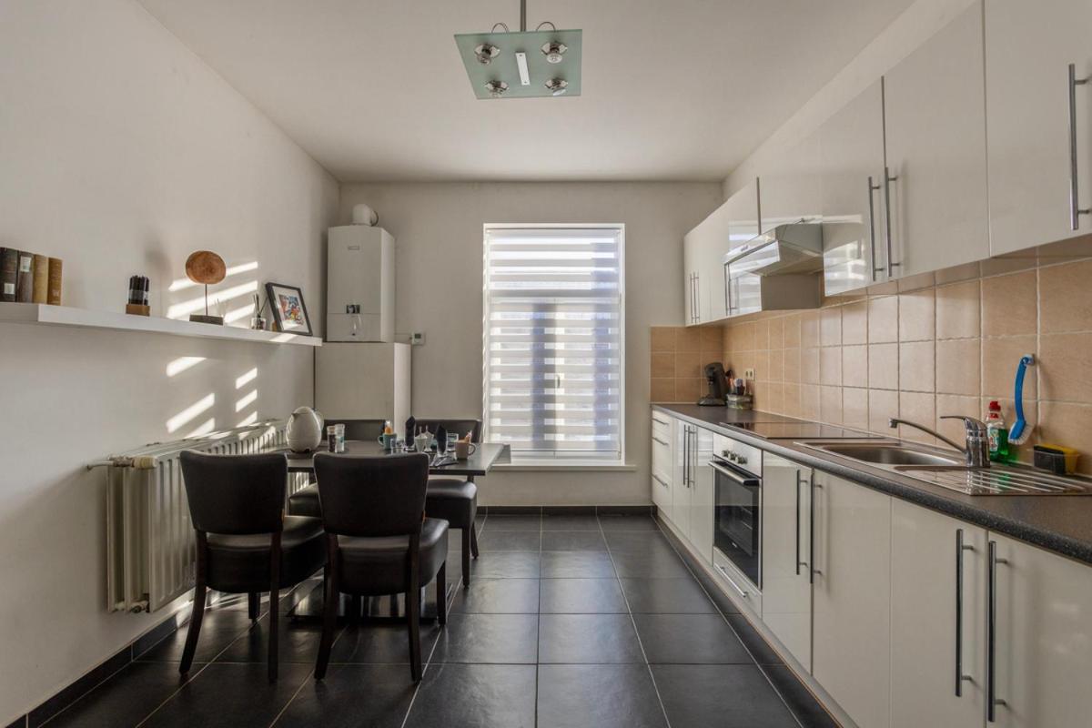 B&B Leopold & Appartementen Синт-Трёйден Экстерьер фото