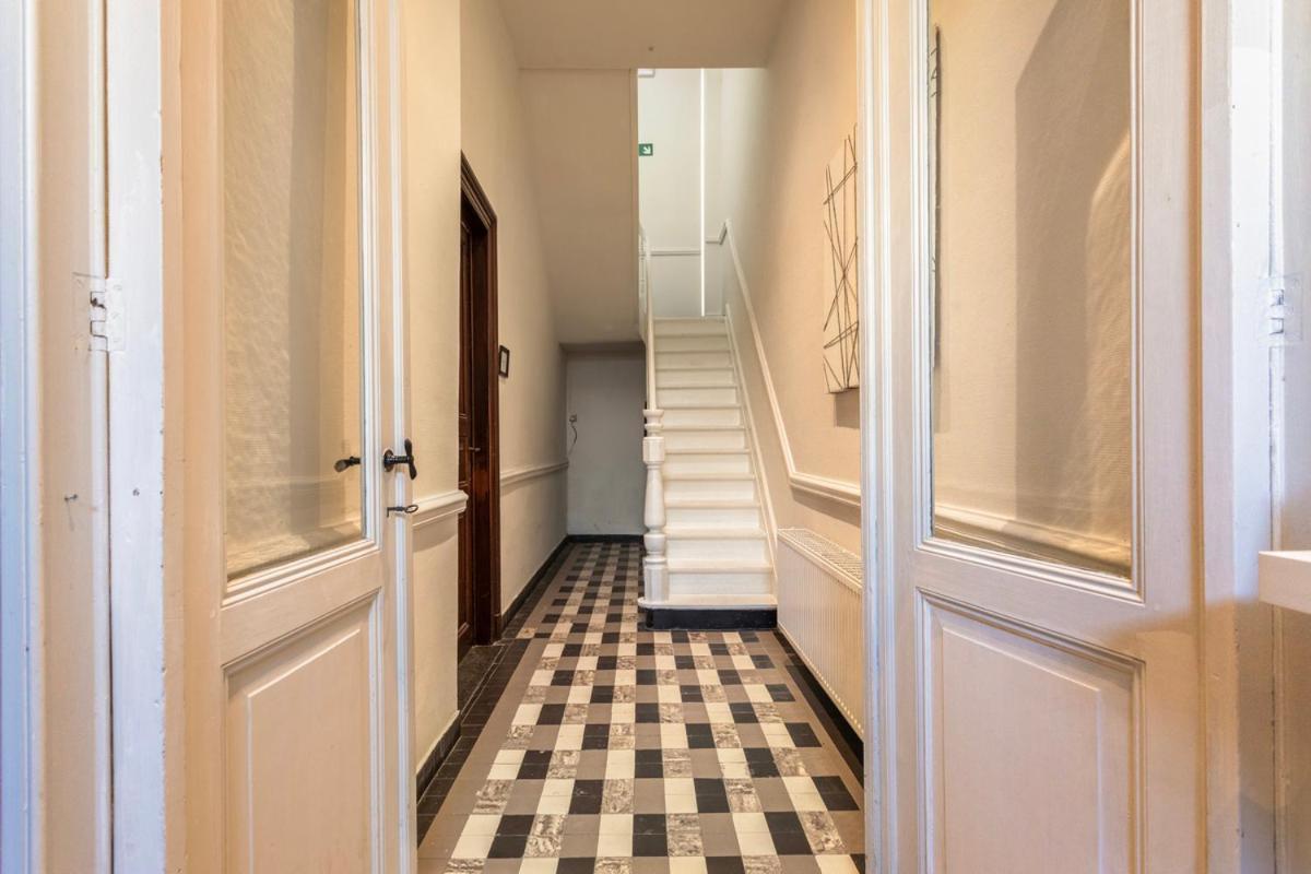B&B Leopold & Appartementen Синт-Трёйден Экстерьер фото