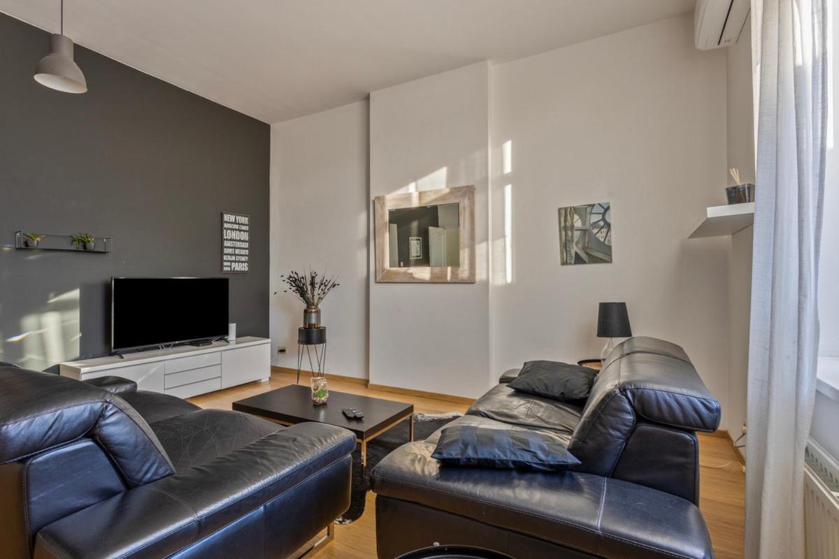 B&B Leopold & Appartementen Синт-Трёйден Экстерьер фото