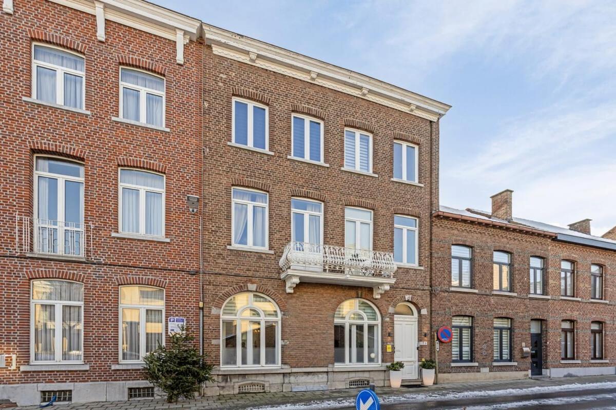 B&B Leopold & Appartementen Синт-Трёйден Экстерьер фото